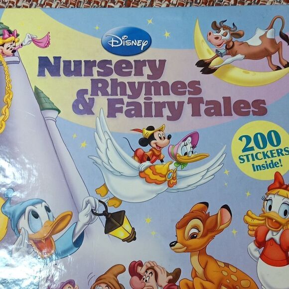DISNEY NURSERY RHYMES & FAIRY TALES BOOK GREAT PRE-OWNED CONDITION - Picture 5 of 9